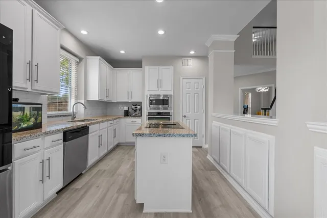 $450,000 | 3143 Edgewood Drive, Pearland, TX 77584