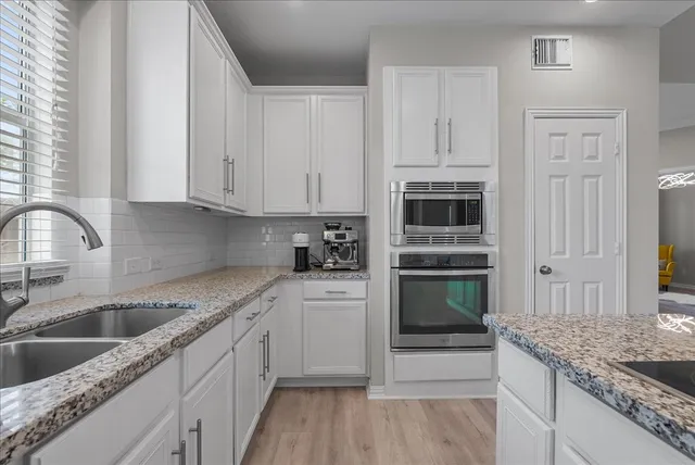 $450,000 | 3143 Edgewood Drive, Pearland, TX 77584