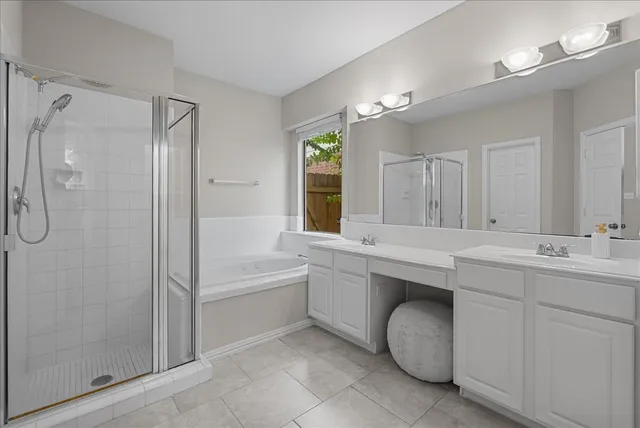 $450,000 | 3143 Edgewood Drive, Pearland, TX 77584