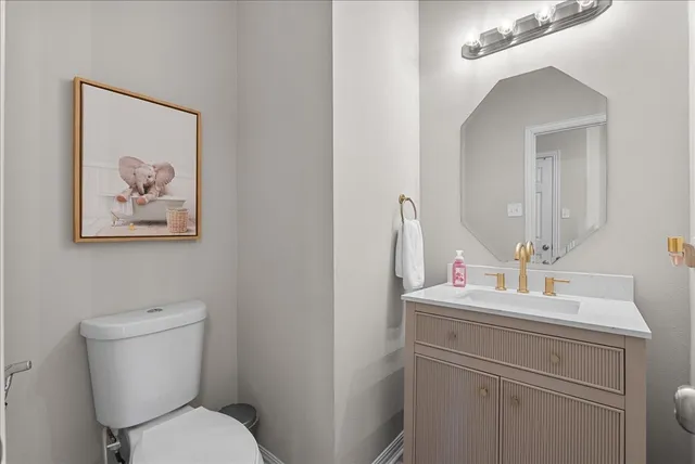 $450,000 | 3143 Edgewood Drive, Pearland, TX 77584