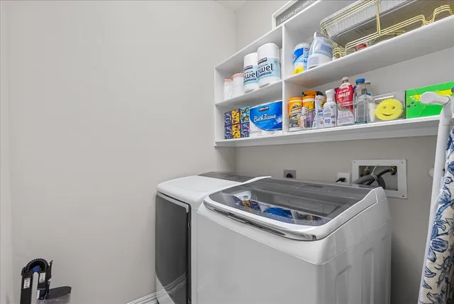 $450,000 | 3143 Edgewood Drive, Pearland, TX 77584