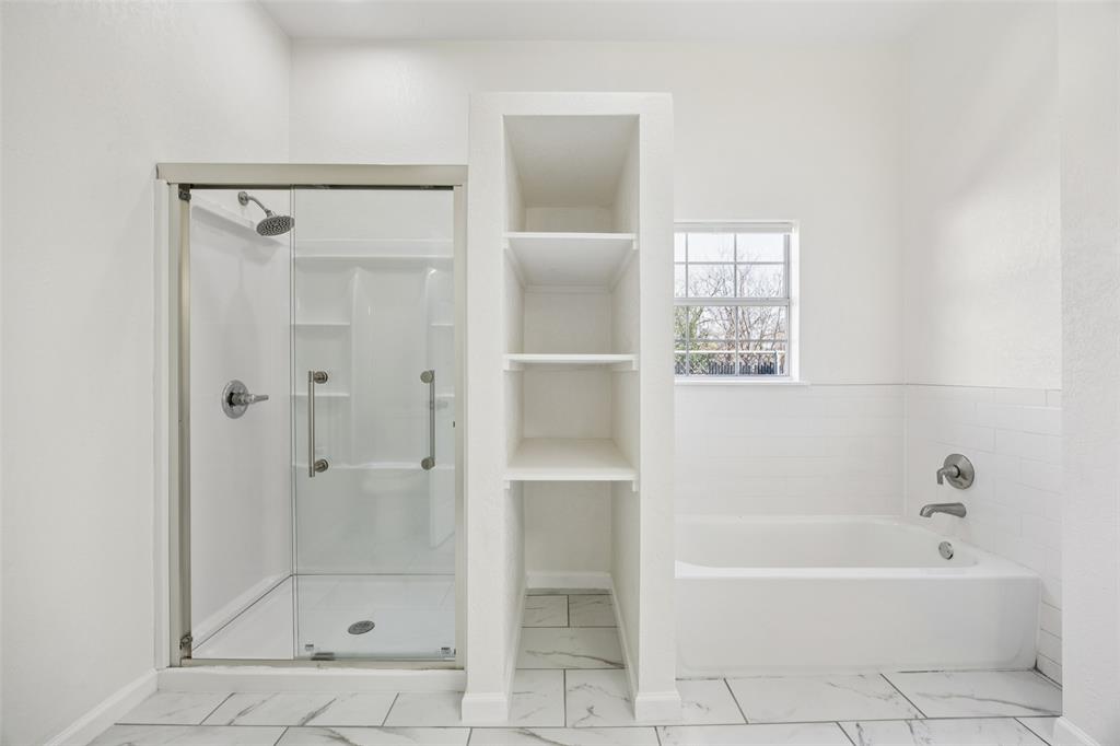 915 Centre Street Dallas, TX 75208 - Photo 20 of 28