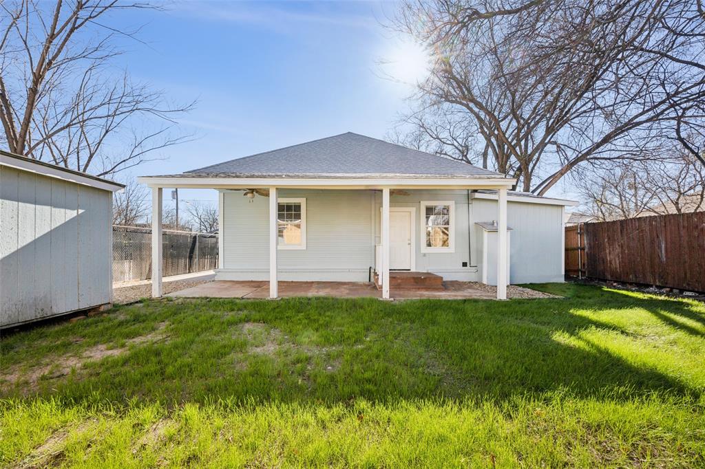 915 Centre Street Dallas, TX 75208 - Photo 27 of 28