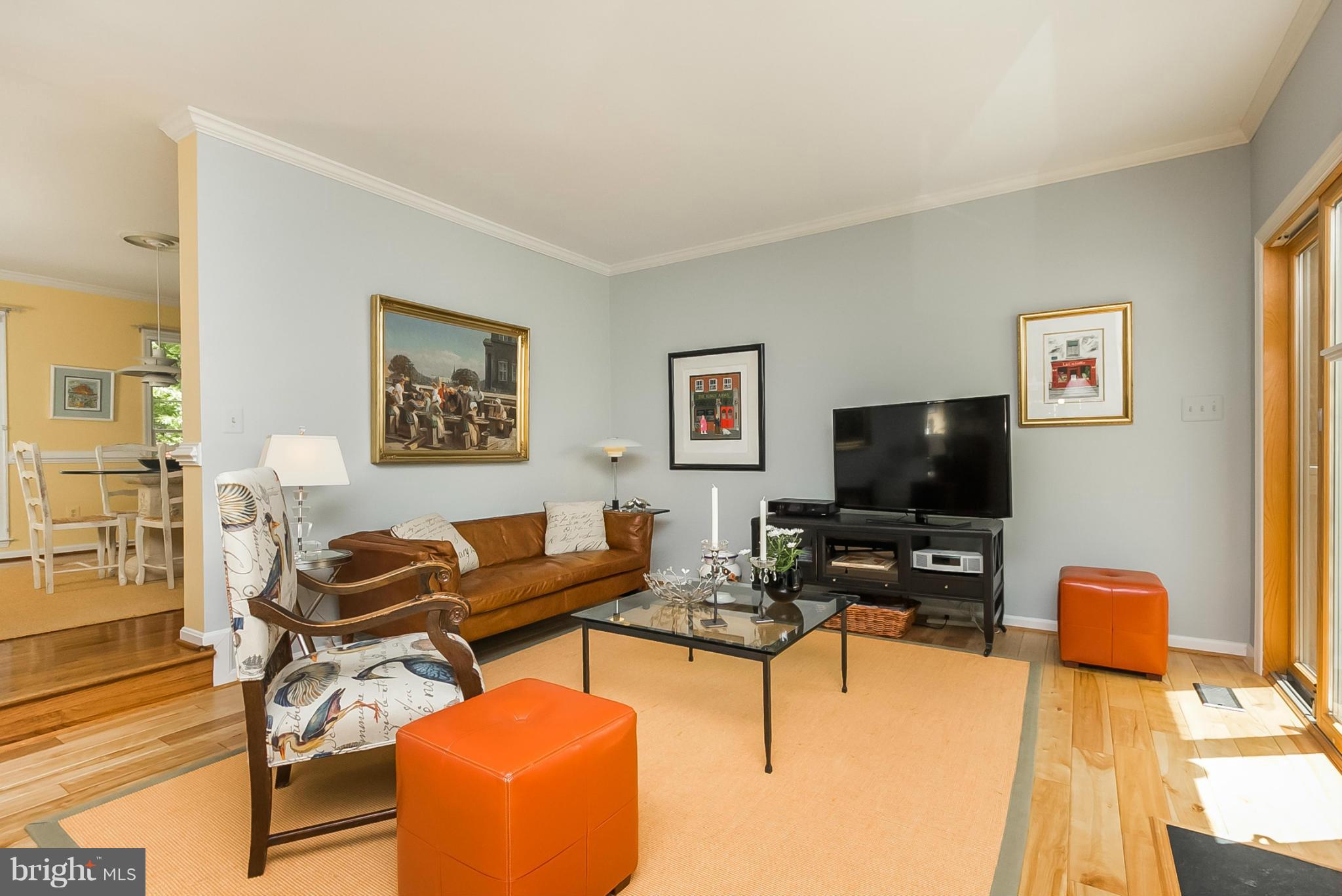25 Shadow Point Court Edgewater, MD 21037 - Photo 19 of 28 Step-down Family Room