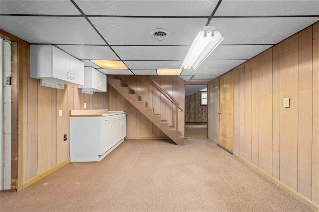 158 McConnell Road McDonald, PA 15057 - Photo 14 of 24 a view of empty room with white walls