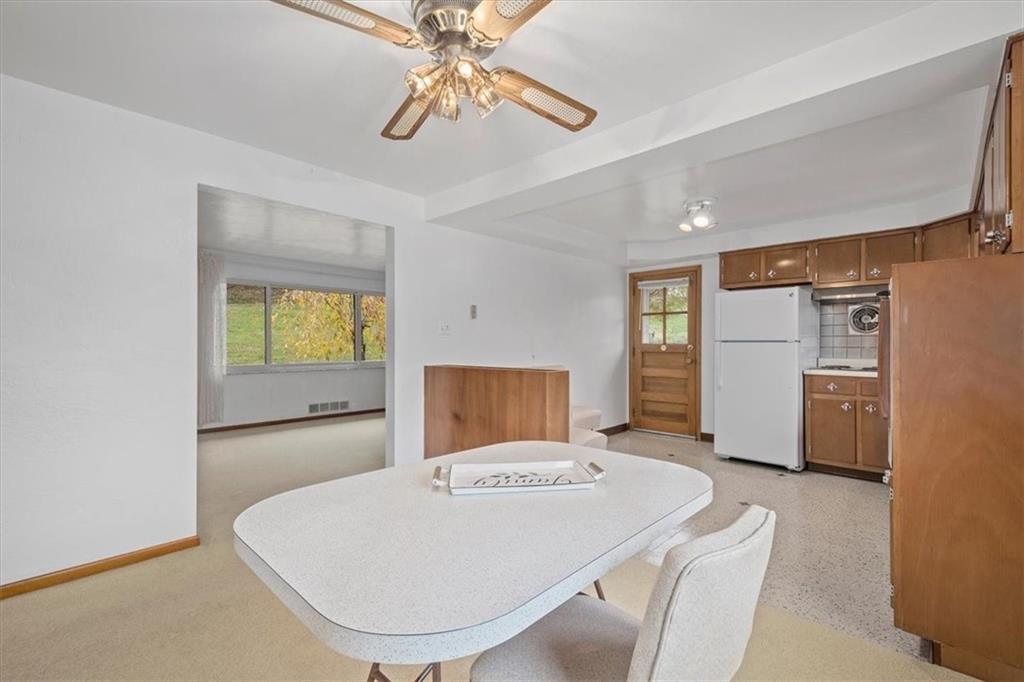 158 McConnell Road McDonald, PA 15057 - Photo 6 of 24 a kitchen with a table and chairs