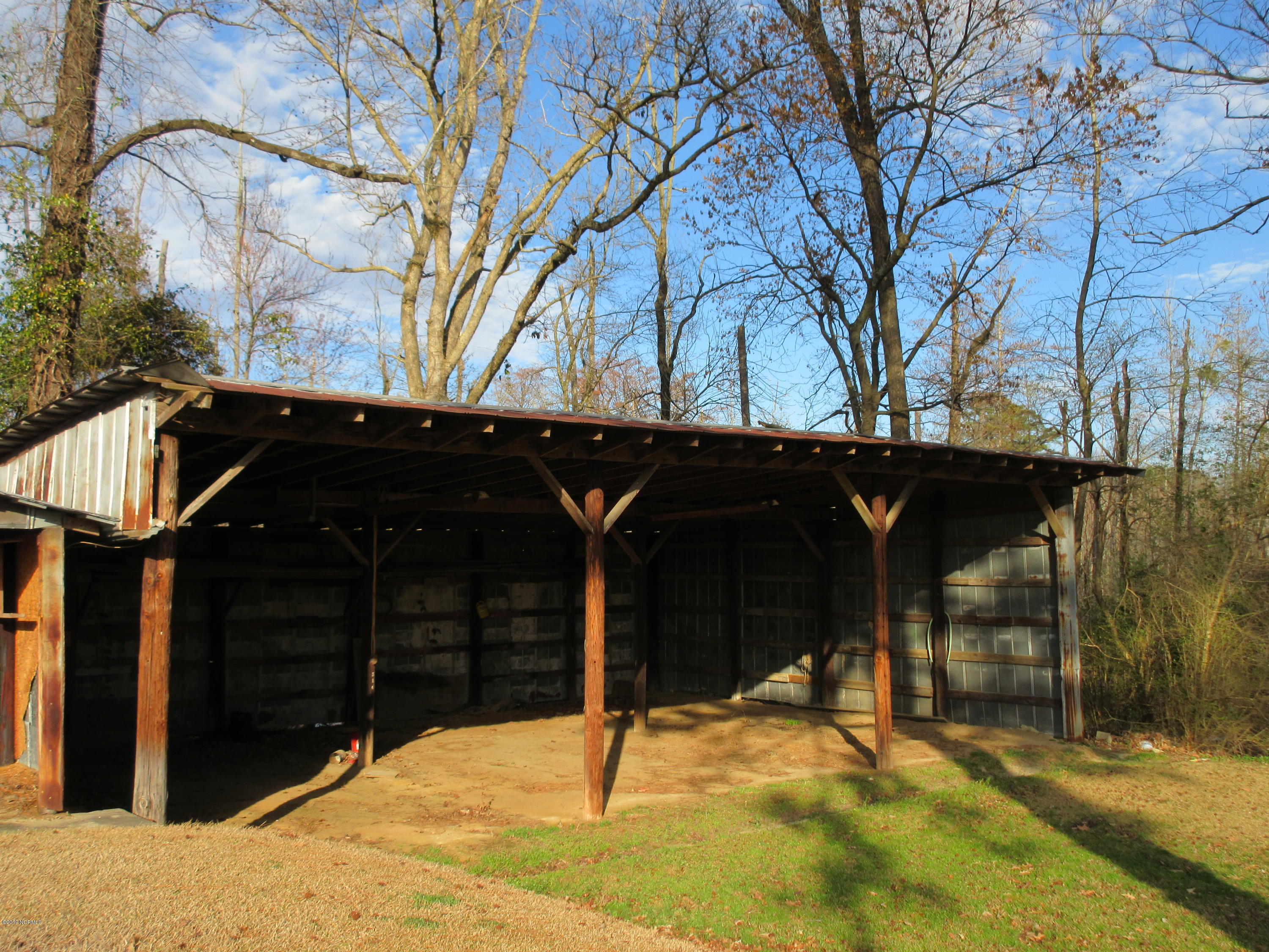 1064 Elmore Farms Road Kinston, NC 28501 - Photo 15 of 27 IMG_0101