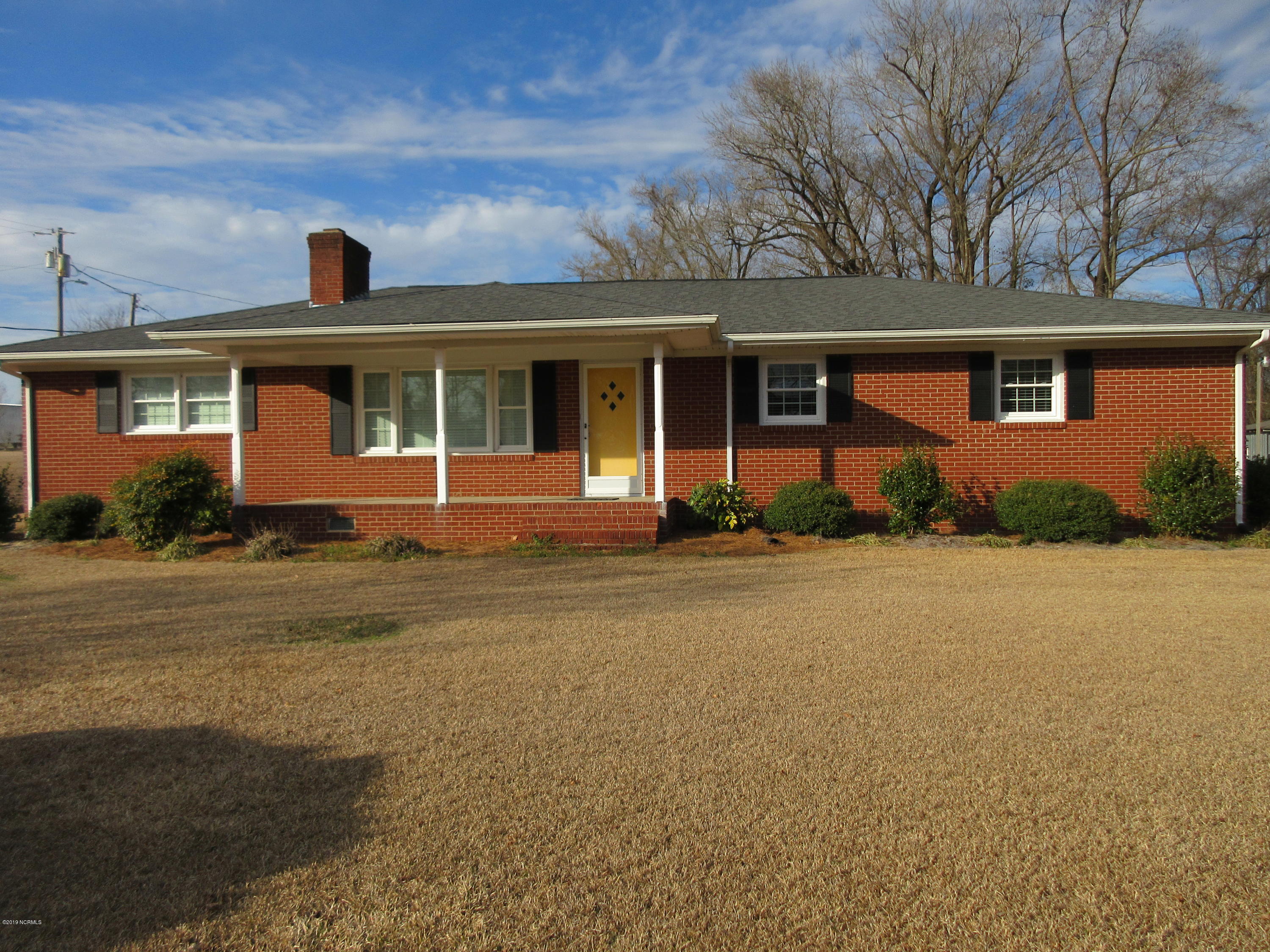 1064 Elmore Farms Road Kinston, NC 28501 - Photo 2 of 27 IMG_0094