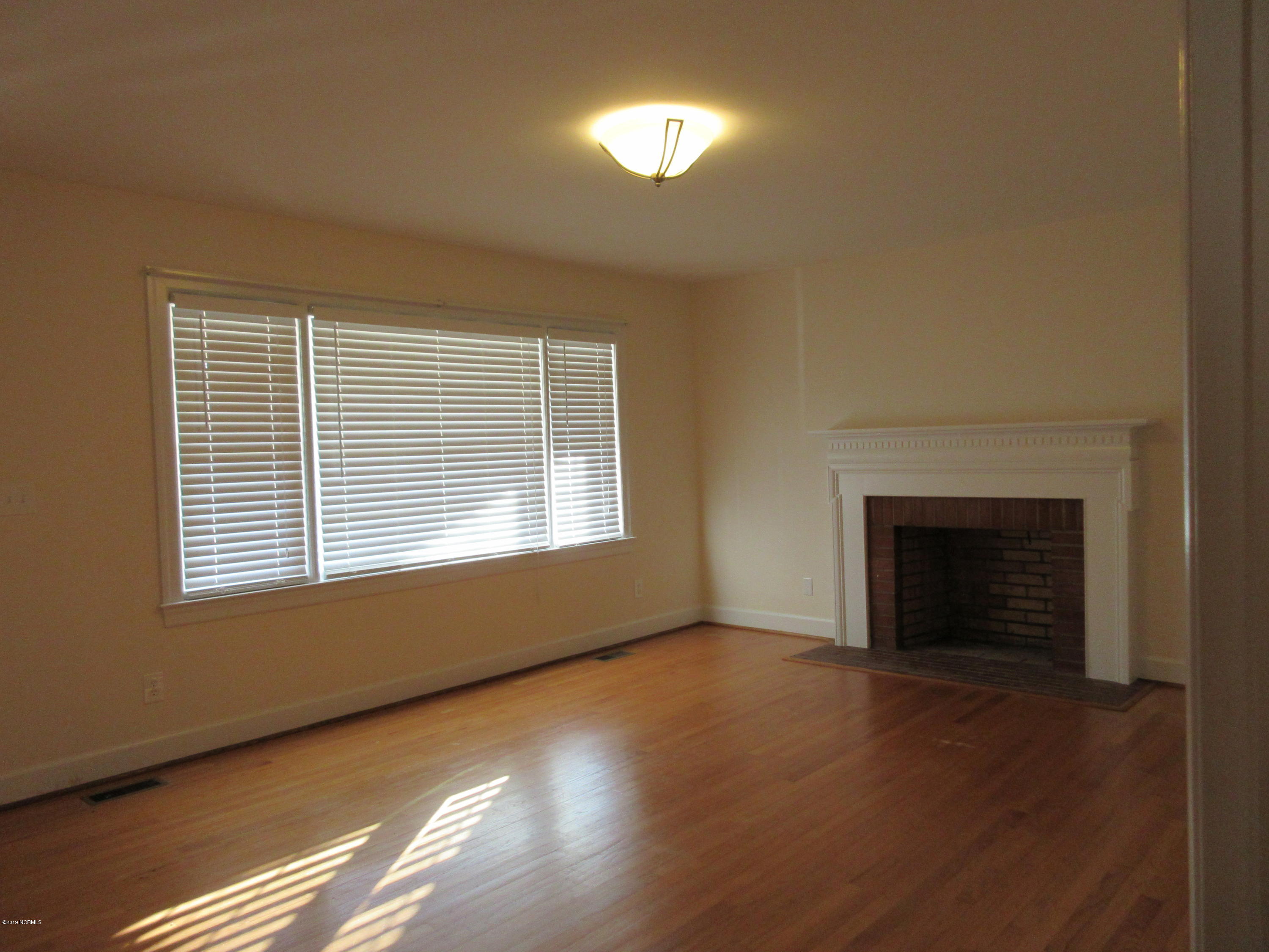 1064 Elmore Farms Road Kinston, NC 28501 - Photo 22 of 27 IMG_0109