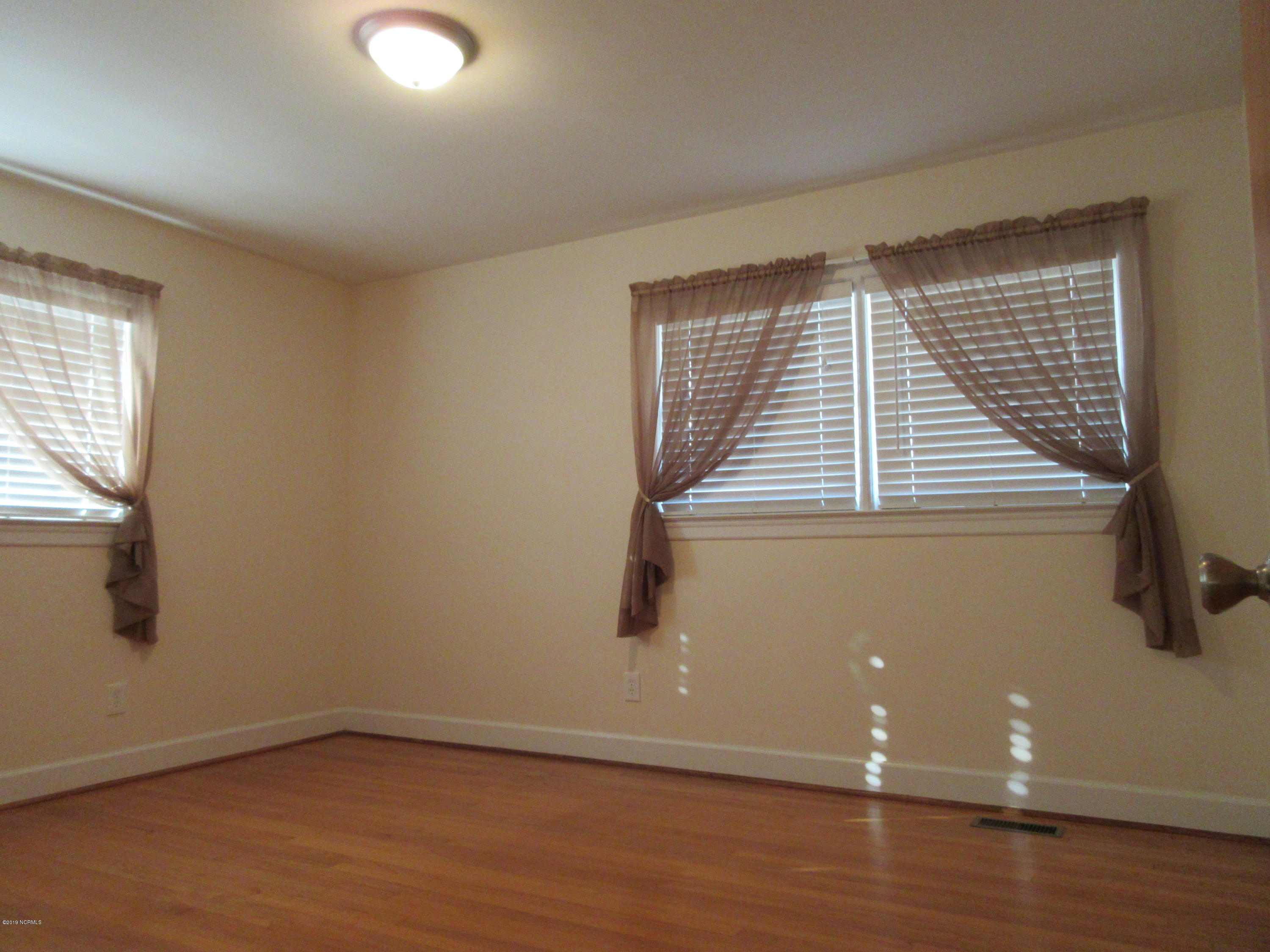 1064 Elmore Farms Road Kinston, NC 28501 - Photo 26 of 27 IMG_0113