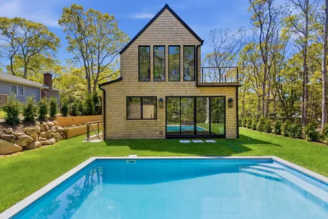 $3,650,000 | 78 Walker Avenue, Sag Harbor, NY 11963