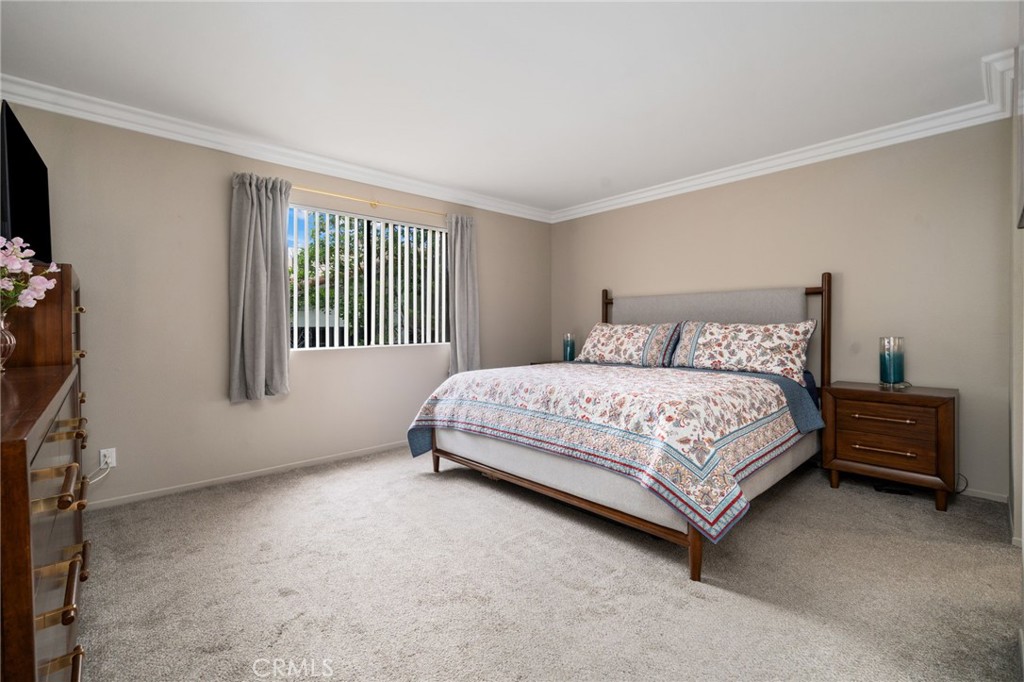 12400 Montecito Road, Unit 412 Seal Beach, CA 90740 - Photo 11 of 33 Primary Bedroom