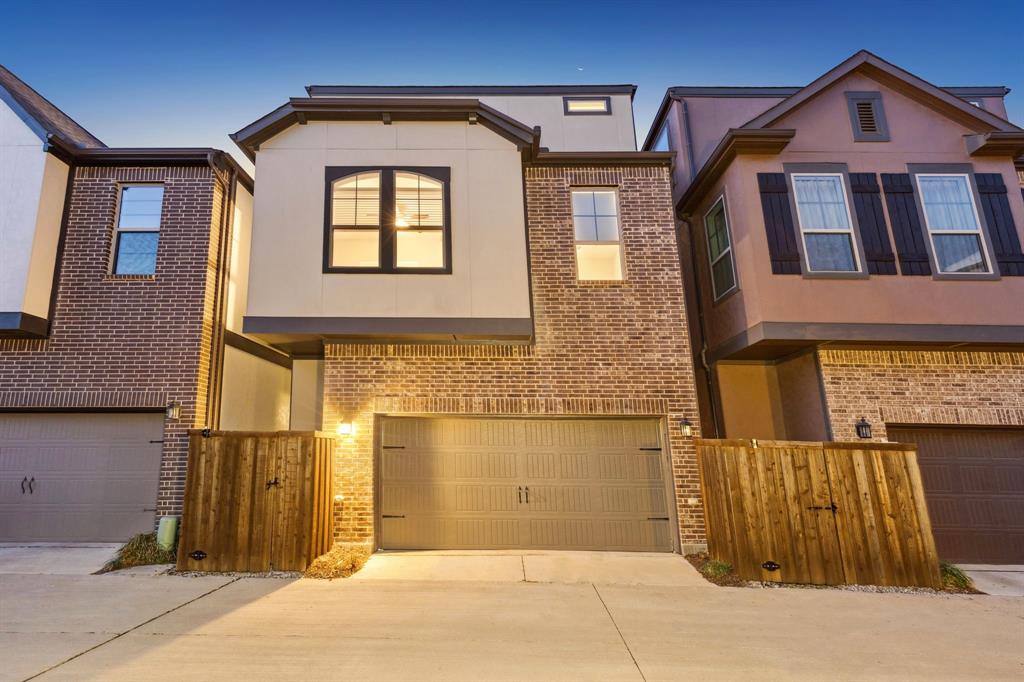 7119 Amber Grove Dallas, TX 75231 - Photo 28 of 30 a front view of a house