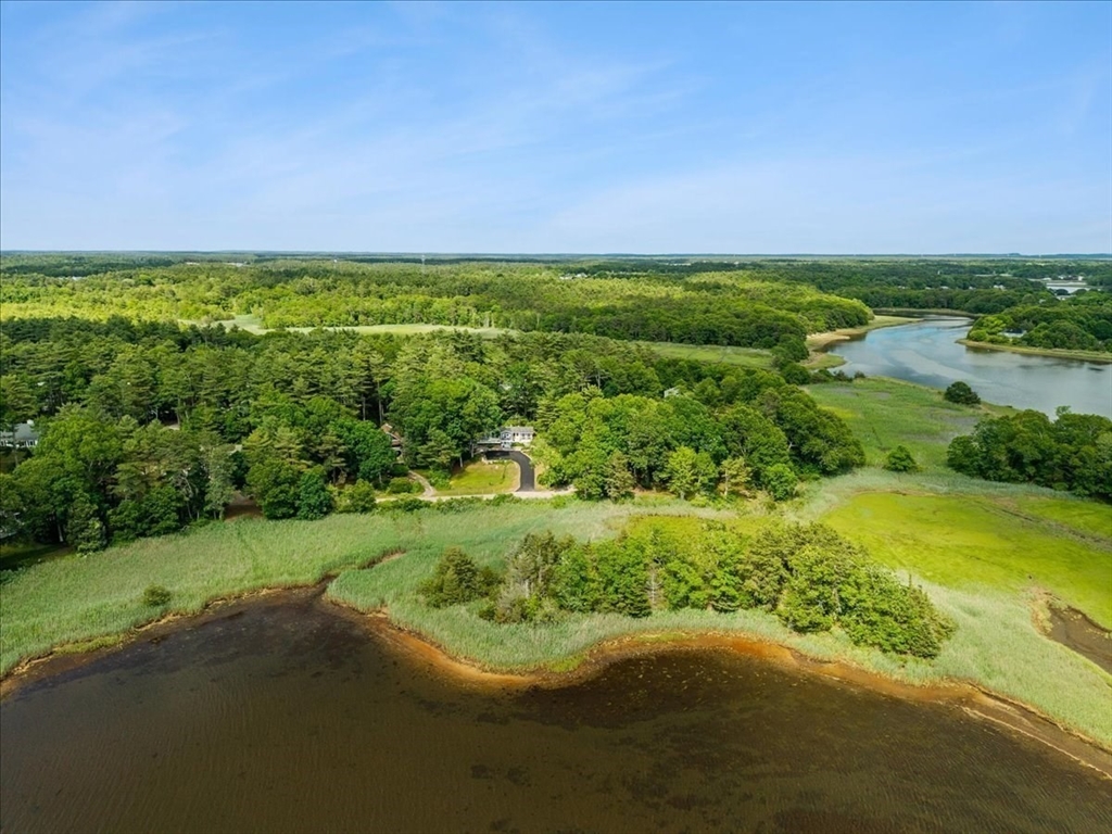 66 Mayflower Ridge Drive Wareham, MA 02571 - Photo 11 of 37