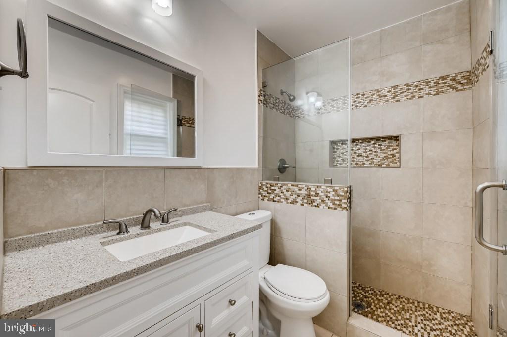 2717 Arcola Avenue Silver Spring, MD 20902 - Photo 17 of 35 2nd-floor bathroom