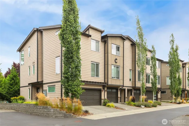 $692,500 | 14913 48th Avenue West, Unit C4, Edmonds, WA 98026
