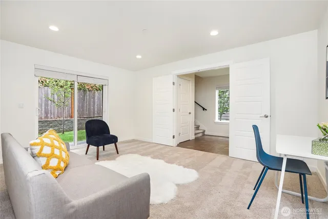 $692,500 | 14913 48th Avenue West, Unit C4, Edmonds, WA 98026