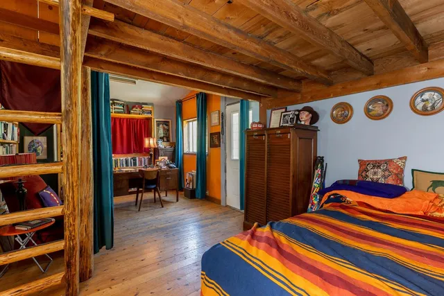 $349,000 | 253 White Mountain Road, Curlew, WA 99118