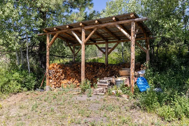 $349,000 | 253 White Mountain Road, Curlew, WA 99118