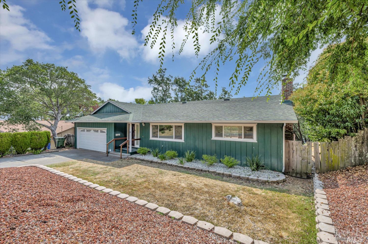 5 Hayes Street, Novato, CA 94947 Compass