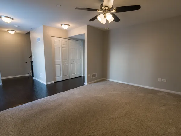 $469,000 | 2534 Huntleigh Lane, Woodridge, IL 60517