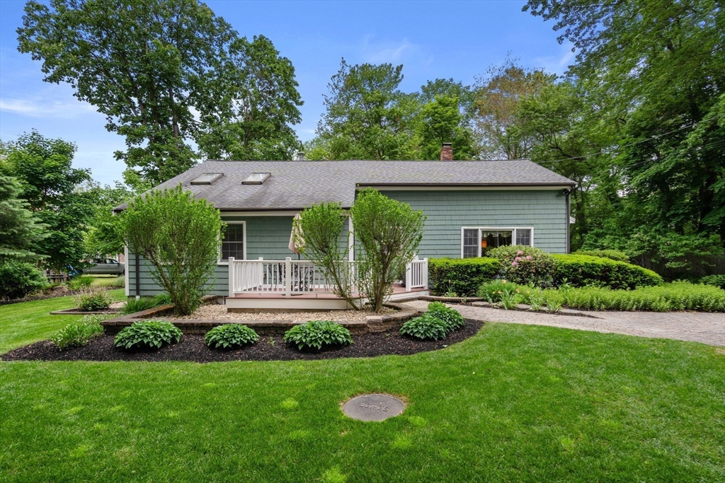 18 Ivy Road Littleton, MA 01460 - Photo 4 of 32