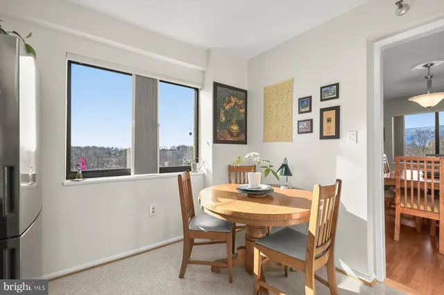 $174,900 | 15107 Interlachen Drive, Unit 2725, Silver Spring, MD 20906