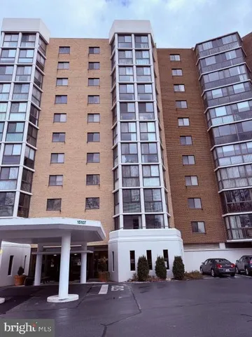 $174,900 | 15107 Interlachen Drive, Unit 2725, Silver Spring, MD 20906