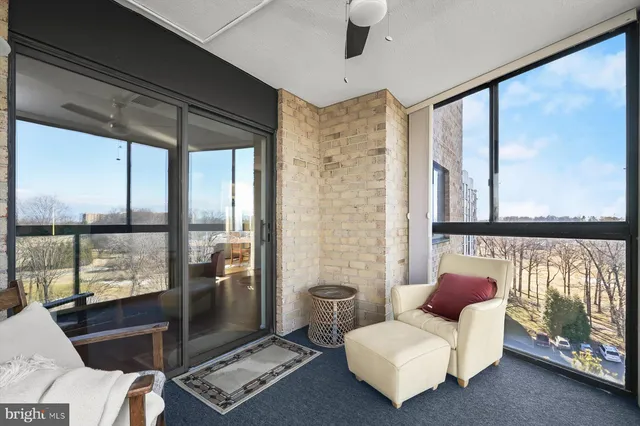 $174,900 | 15107 Interlachen Drive, Unit 2725, Silver Spring, MD 20906