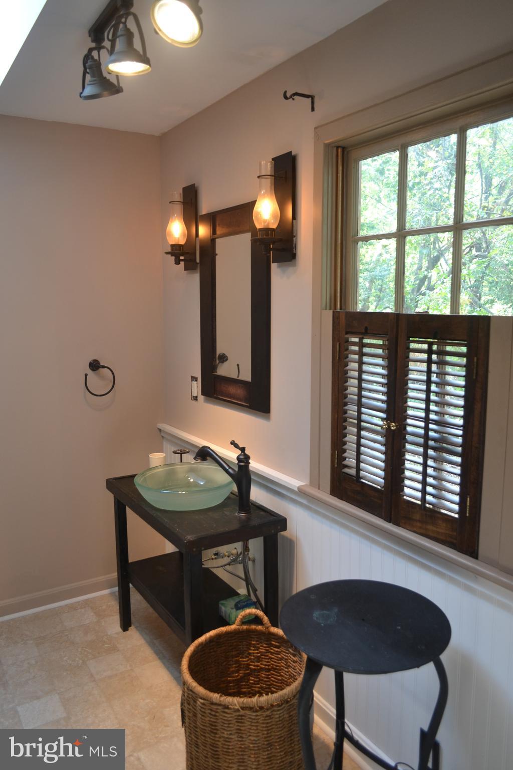 23261 Bush Neck Road Bozman, MD 21612 - Photo 14 of 27 Updated full bath