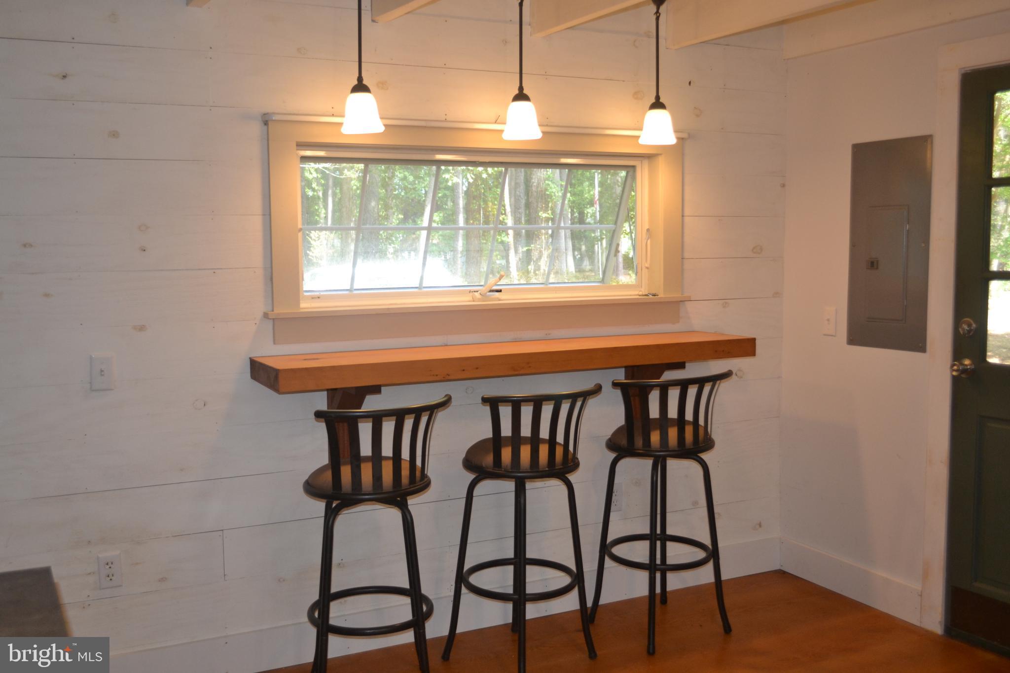 23261 Bush Neck Road Bozman, MD 21612 - Photo 10 of 27 Cute Breakfast Bar