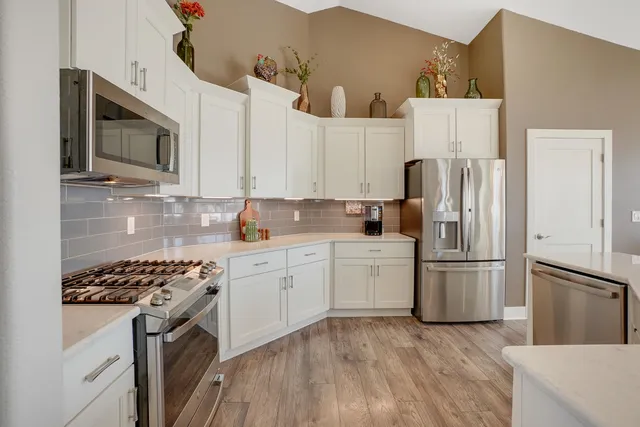 $879,900 | 3049 Mendota Drive, Summit, WI 53066