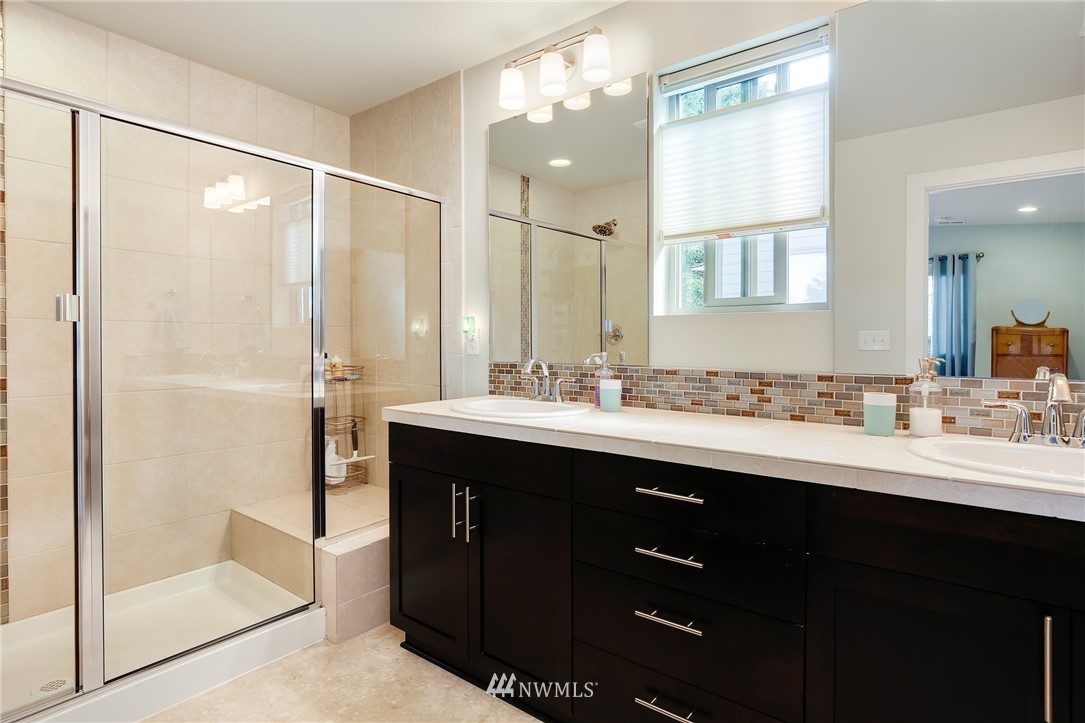 10628 Southeast 187th Place Renton, WA 98055 - Photo 17 of 25 Gallery Image 17