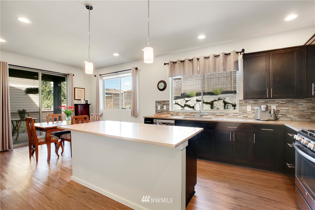 10628 Southeast 187th Place Renton, WA 98055 - Photo 9 of 25 Gallery Image 9