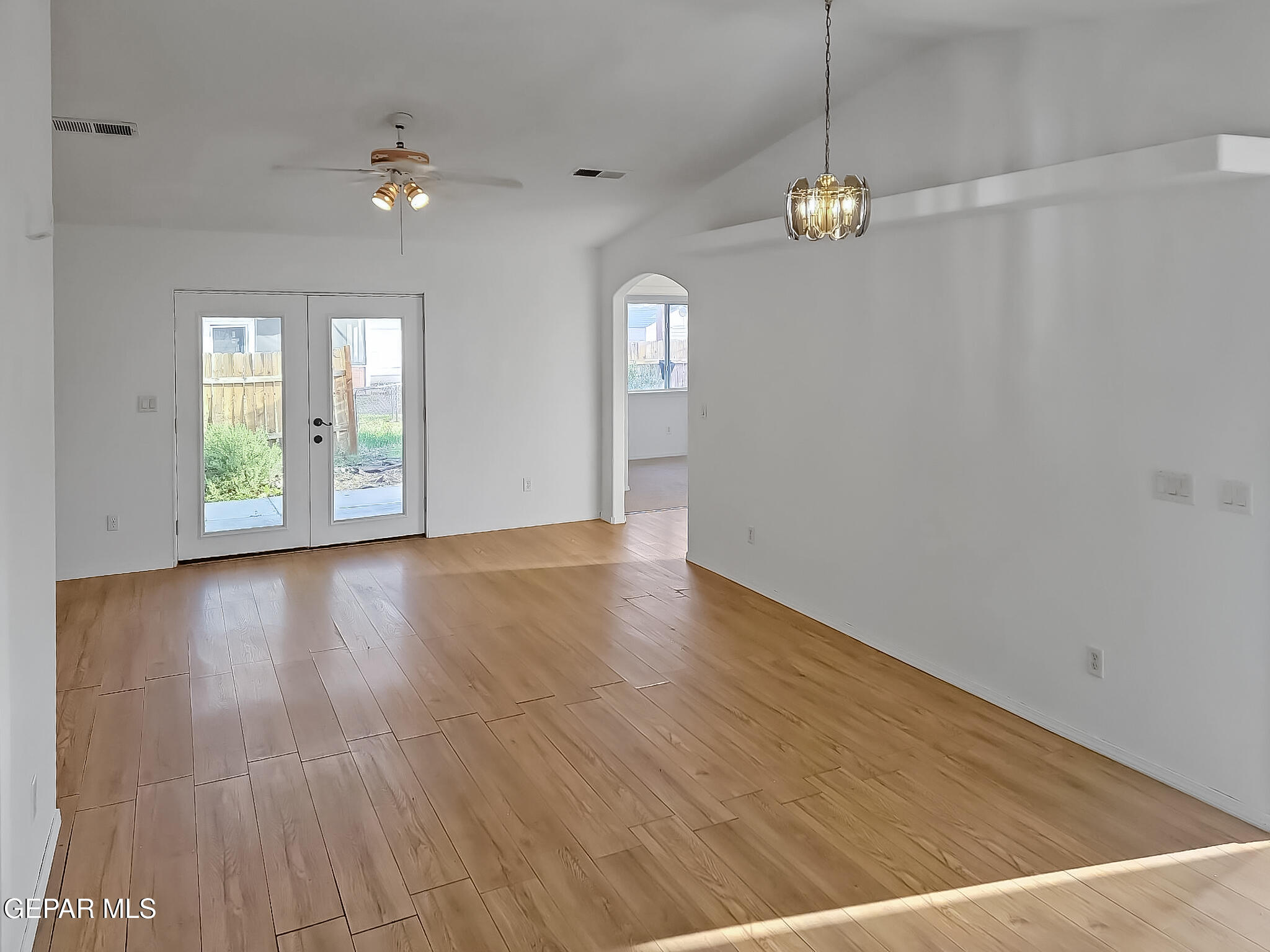 803 Magnolia Street Alamogordo, NM 88310 - Photo 10 of 17 photo_10
