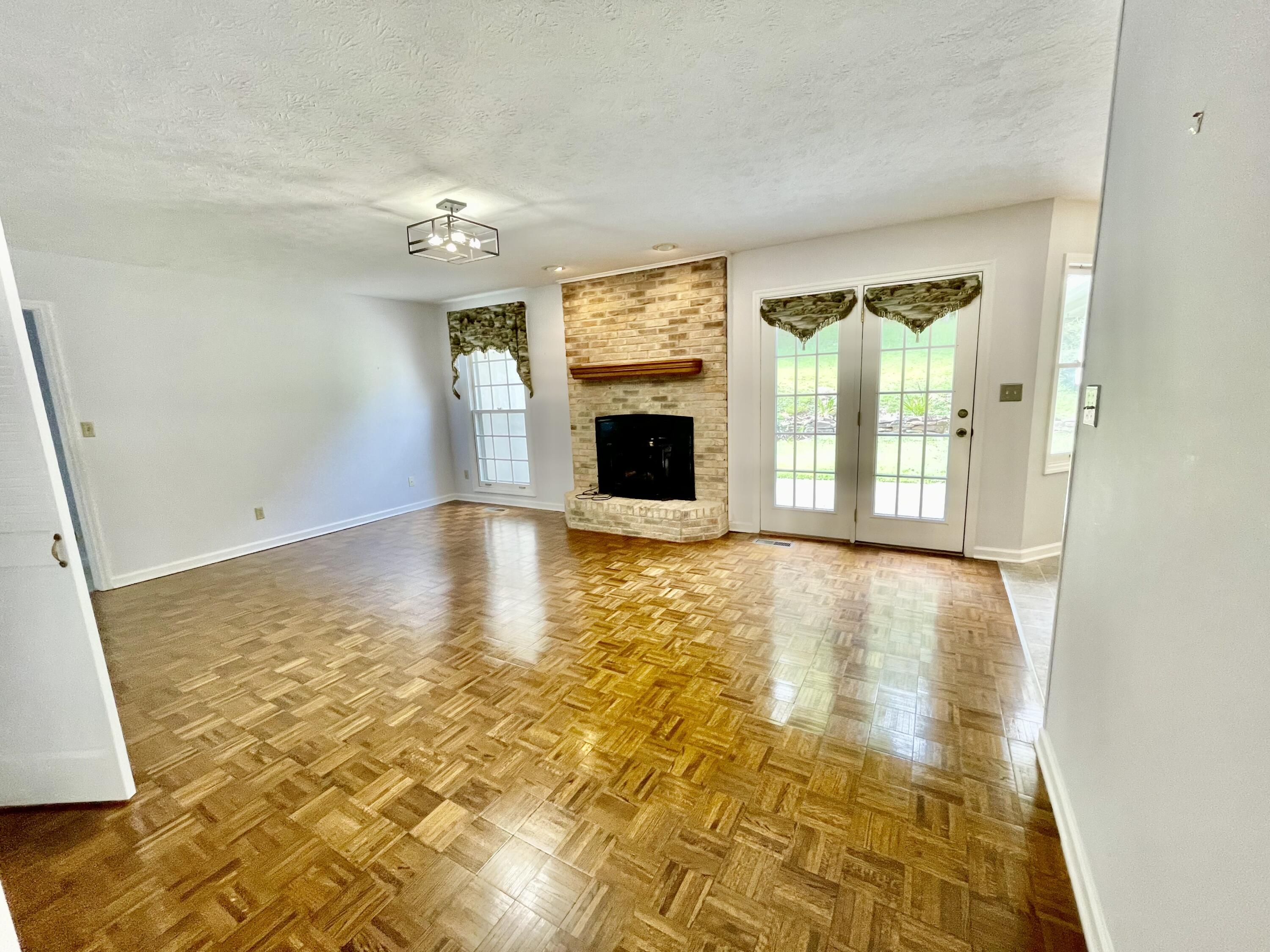 104 Mockingbird Lane Oak Ridge, TN 37830 - Photo 8 of 23 New Wood Flooring