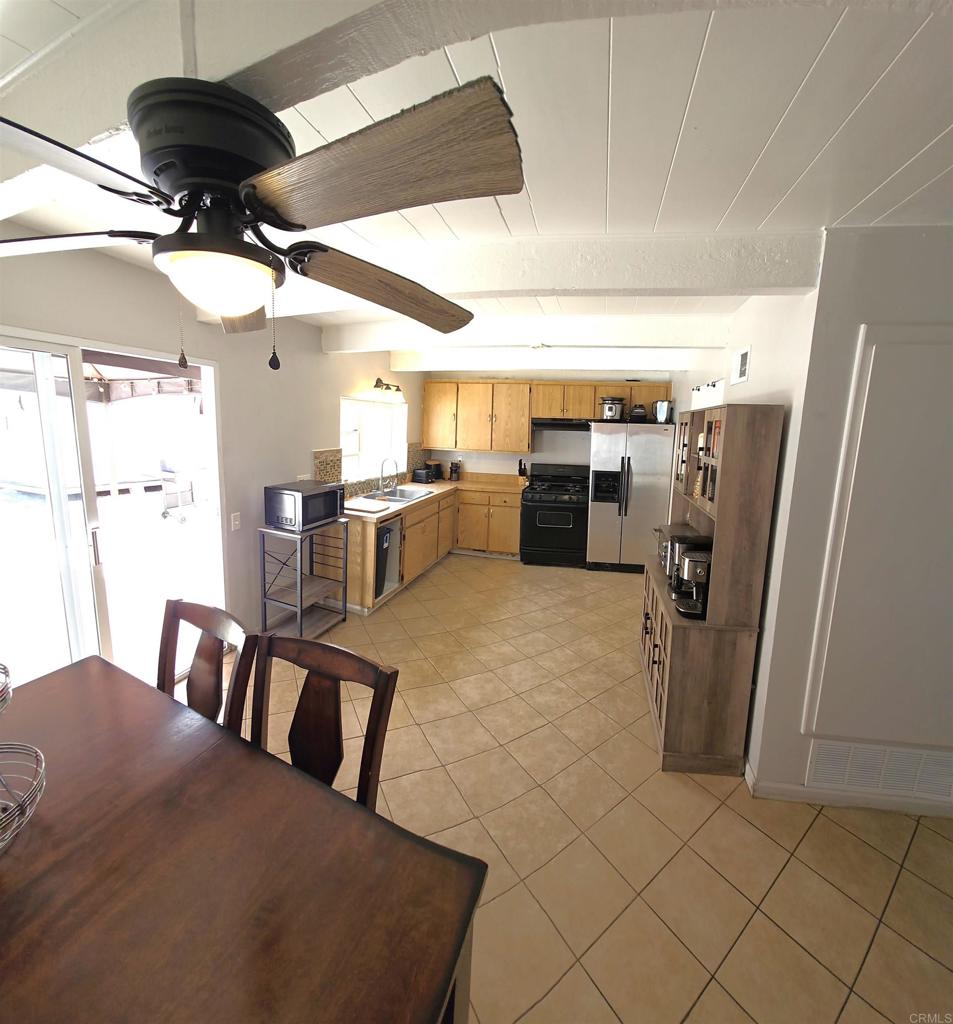 847 Raintree Place Vista, CA 92084 - Photo 5 of 14 a view of a livingroom with furniture and a window