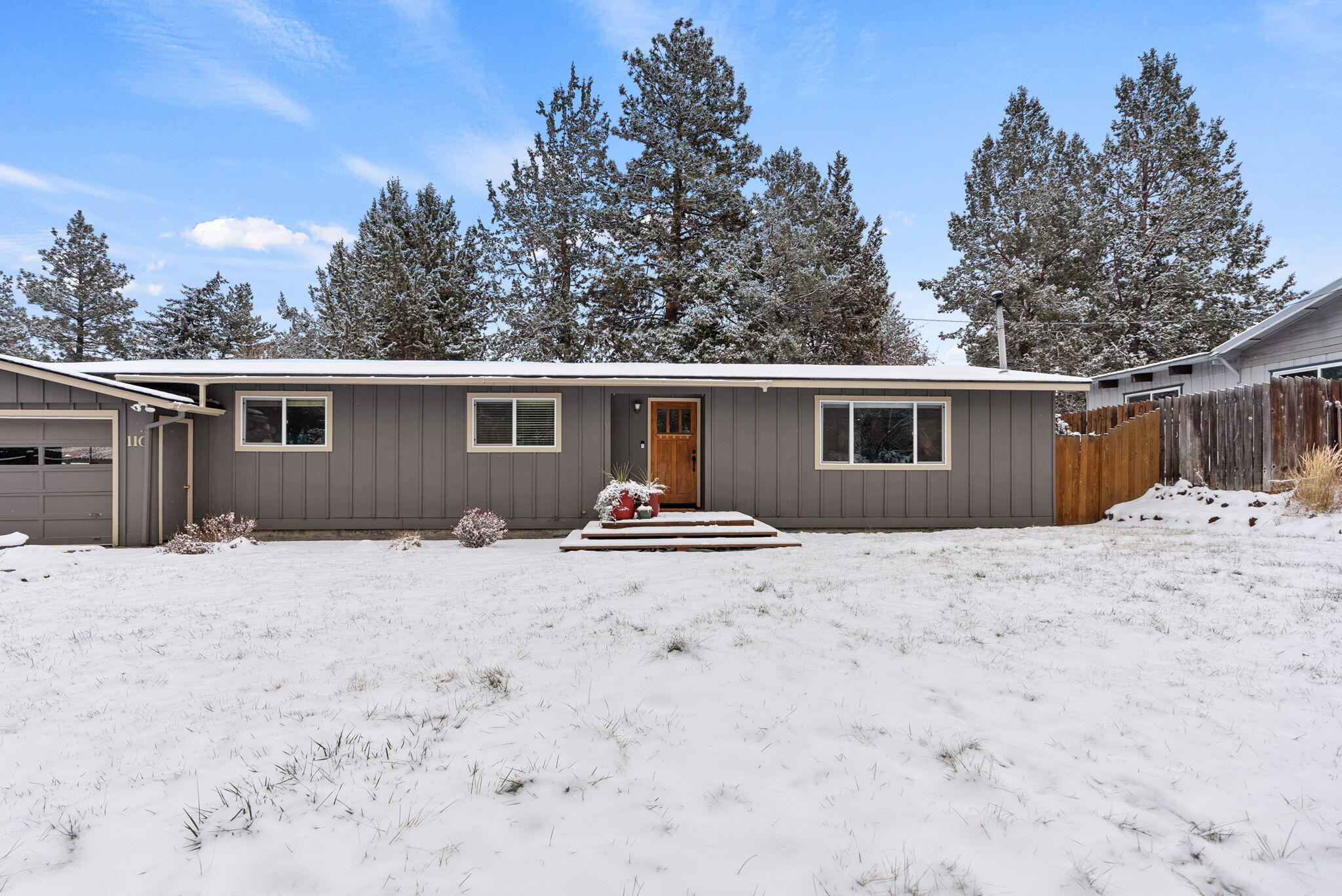 110 Southeast Craven Road Bend, OR 97702 - Photo 4 of 35 32-web-or-mls-Riley Visuals-32
