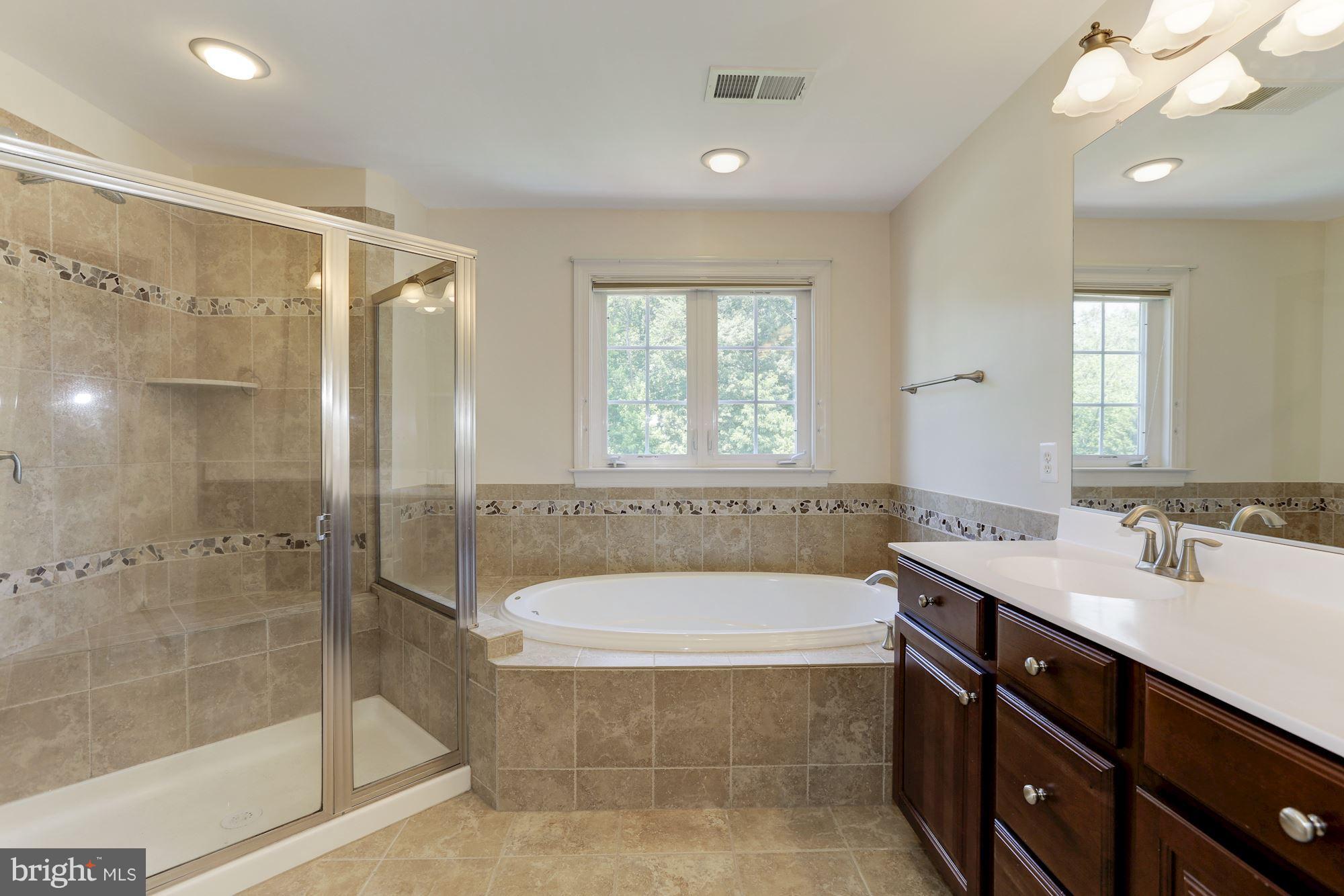 1576 Rutland Way Hanover, MD 21076 - Photo 22 of 29 Bath (Master)