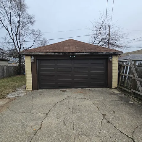$199,900 | 2125 South 3rd Avenue, Maywood, IL 60153