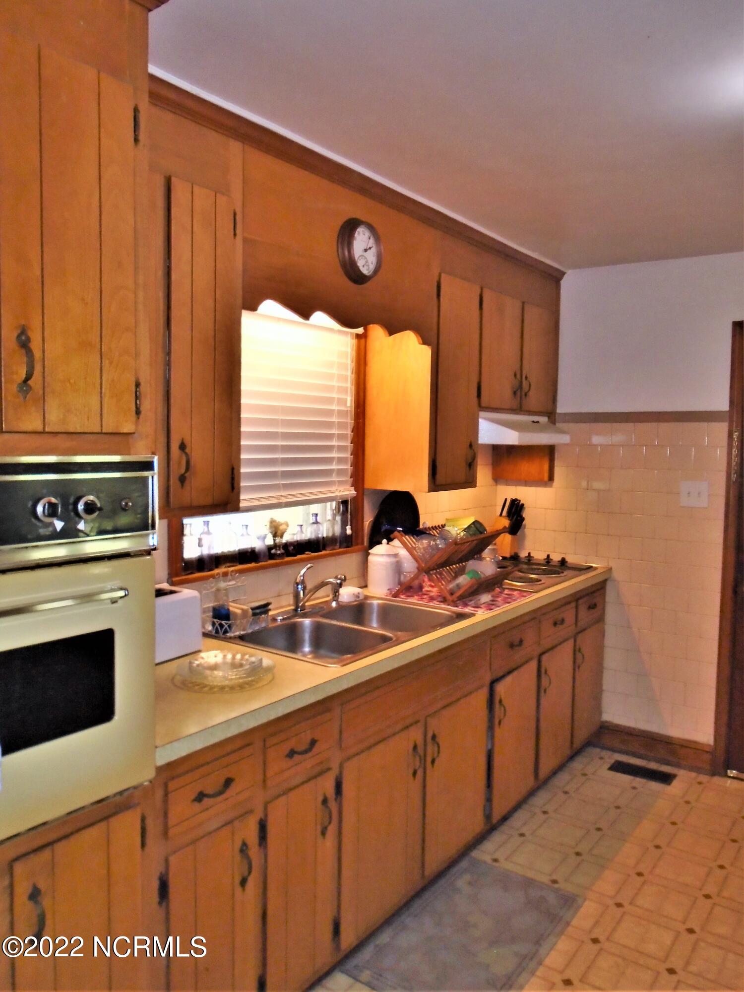 2820 Amherst Road Rocky Mount, NC 27804 - Photo 14 of 24 Eat-In Kitchen.