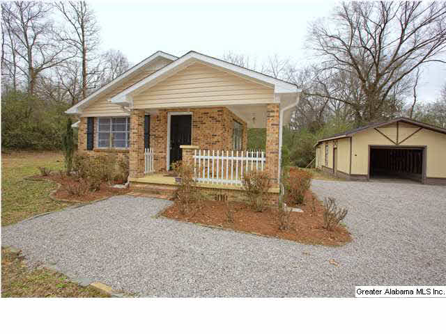 468 Avon Circle Mount Olive, AL 35117 - Photo 3 of 28