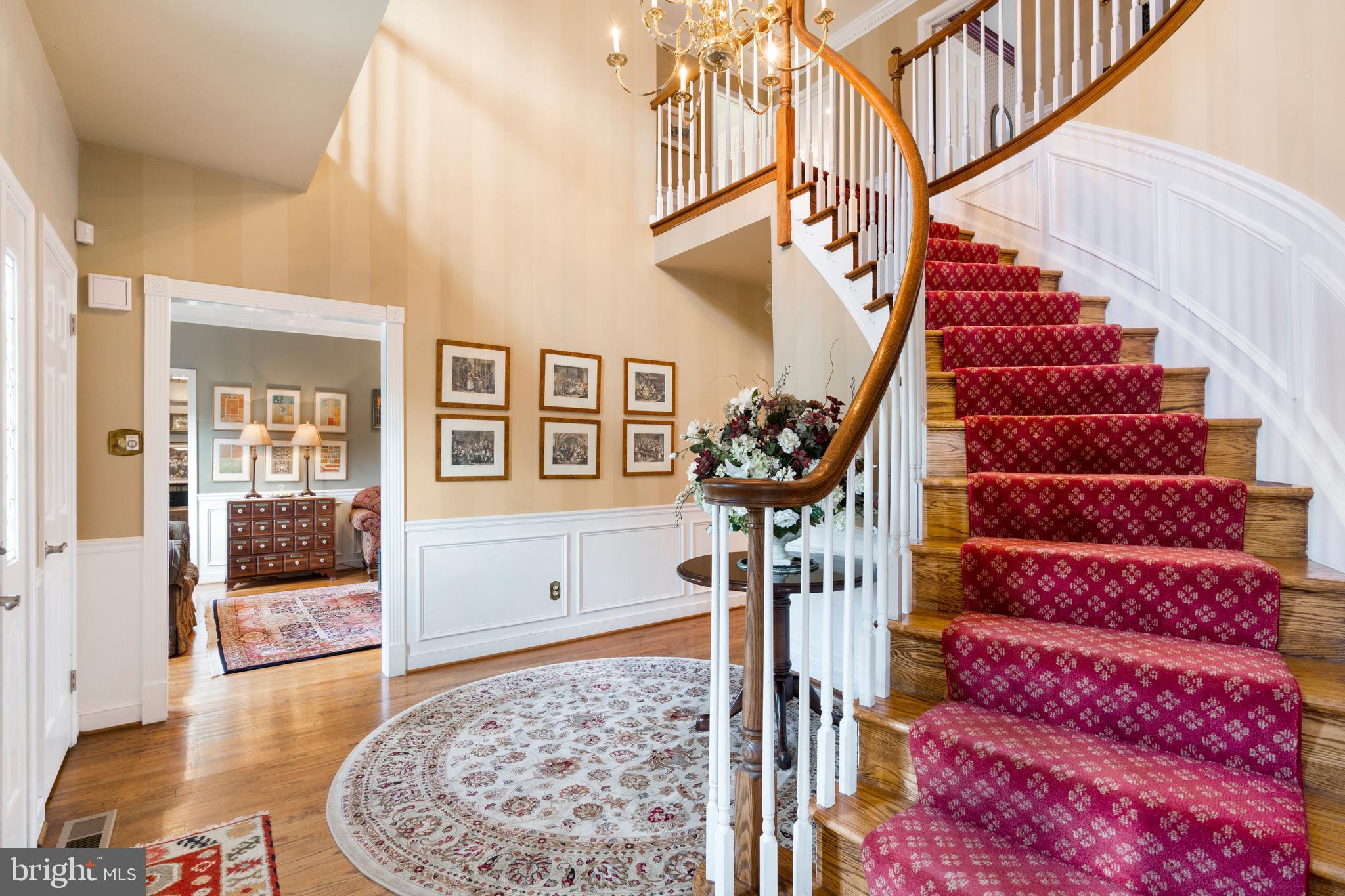 155 Matthew Circle Richboro, PA 18954 - Photo 2 of 38 Foyer