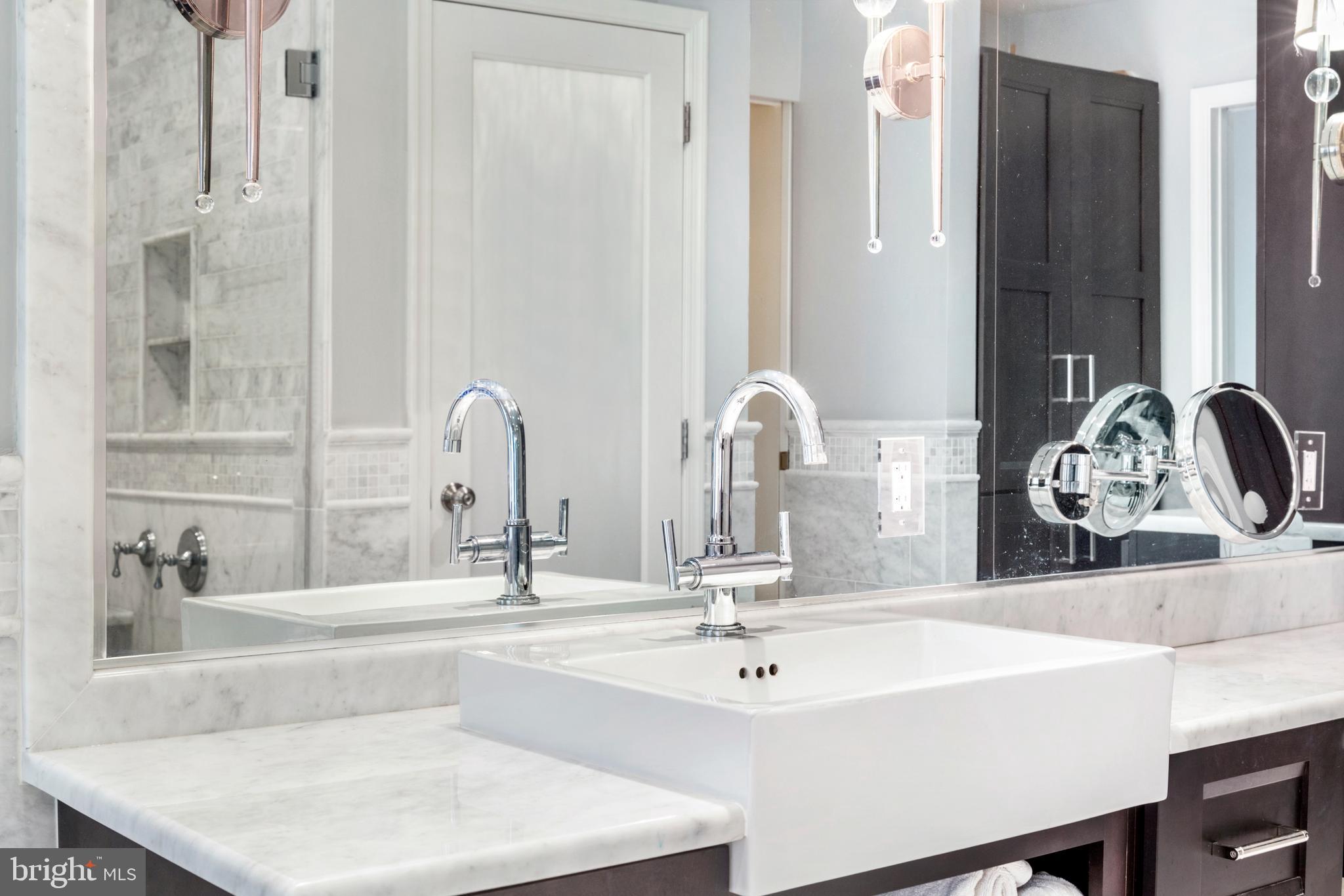 155 Matthew Circle Richboro, PA 18954 - Photo 26 of 38 Master Bathroom