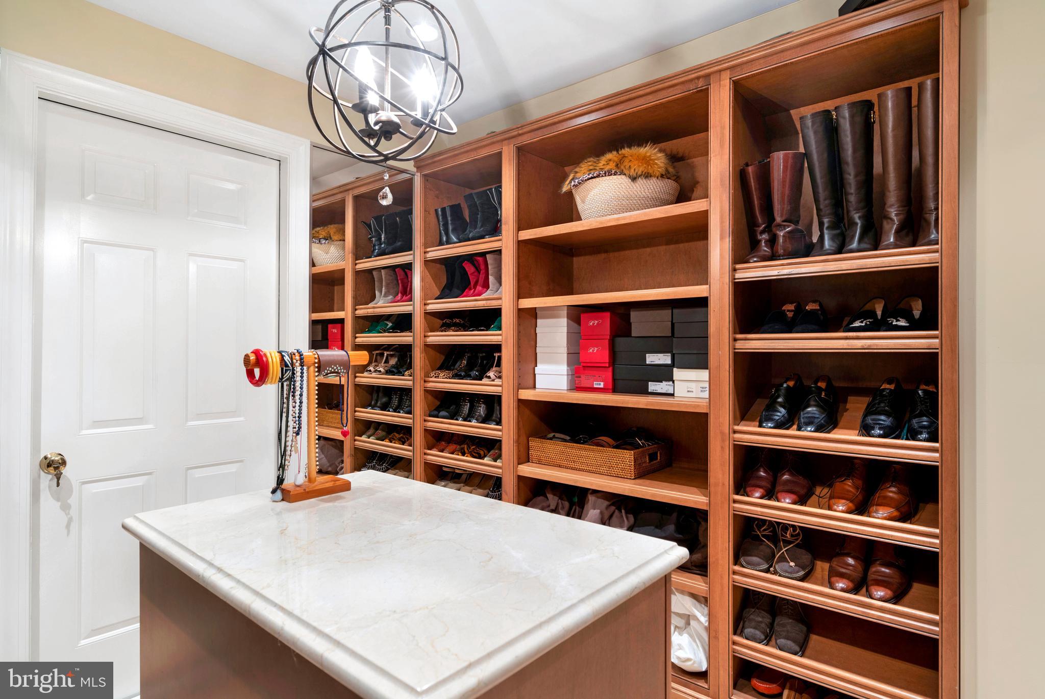 155 Matthew Circle Richboro, PA 18954 - Photo 30 of 38 Master Bedroom Walk-in Closet