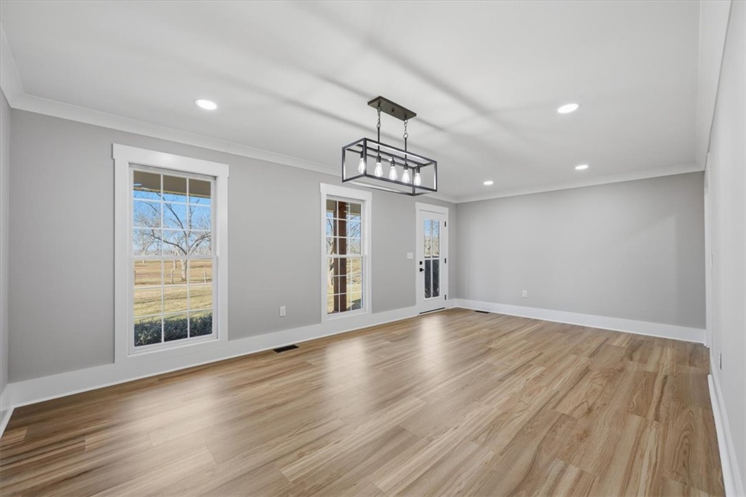 7390 Liberty Highway Pendleton, SC 29670 - Photo 9 of 46