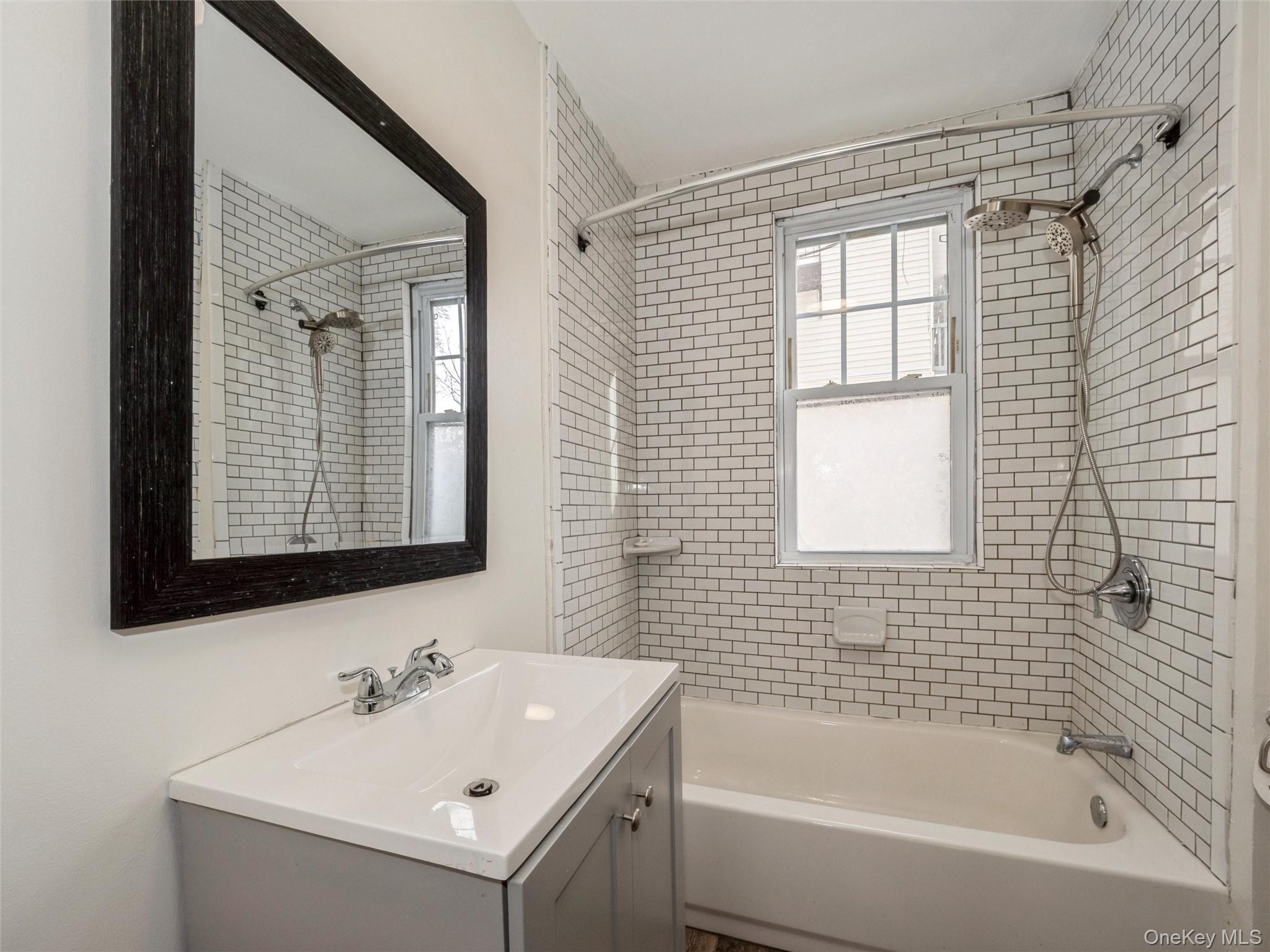 236 Mansion Street, Unit 1 Poughkeepsie, NY 12601 - Photo 2 of 14