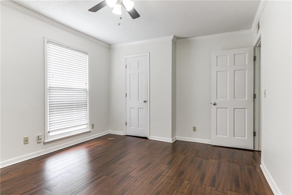 3602 Gillham Road, Unit 4 Kansas City, MO 64111 - Photo 24 of 27