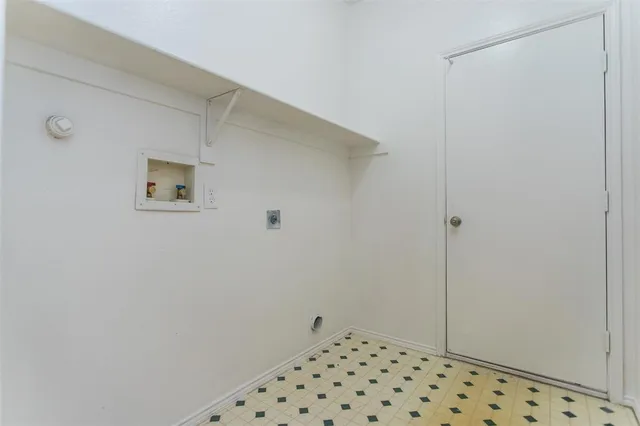 $2,600 | 738 Opal Lane, Mesquite, TX 75149