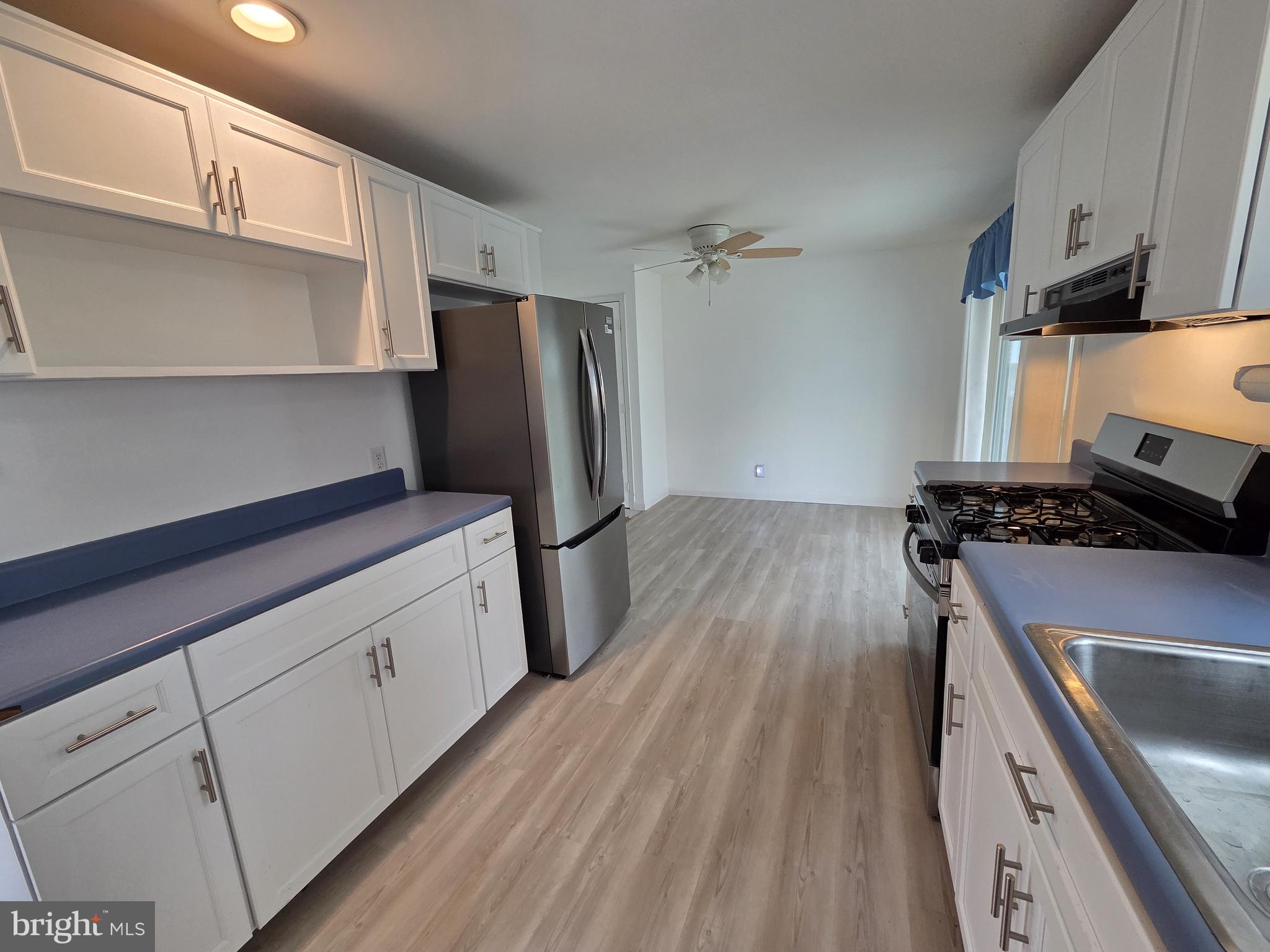 506 Harvey Road Claymont, DE 19703 - Photo 5 of 23